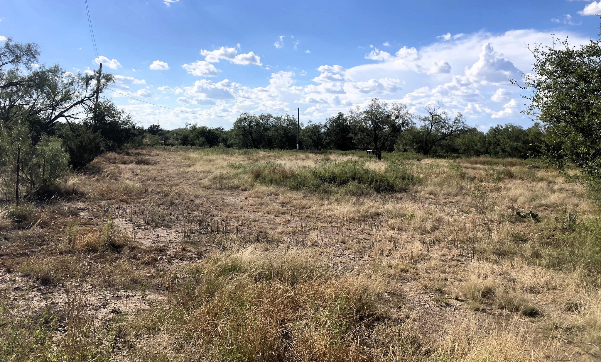 Residential Lot in Knickerbocker, Texas